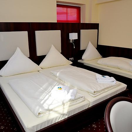 Hotel Neugrabener Hof Гамбург Экстерьер фото